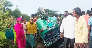 ব্রাহ্মণবাড়িয়ায় সিএনজি অটোরিকশা-মোটরসাইকেলের সংঘর্ষে নিহত ৪